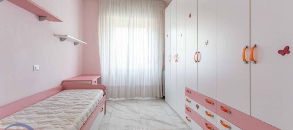 2 bedrooms Apartment in Trezzano sul Naviglio, Italy No. 319878 5