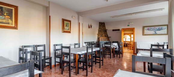 605m² Commercial property in Moralzarzal, Spain No. 78500 30