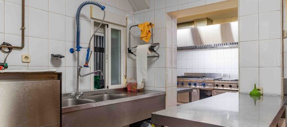 605m² Commercial property in Moralzarzal, Spain No. 78500 32