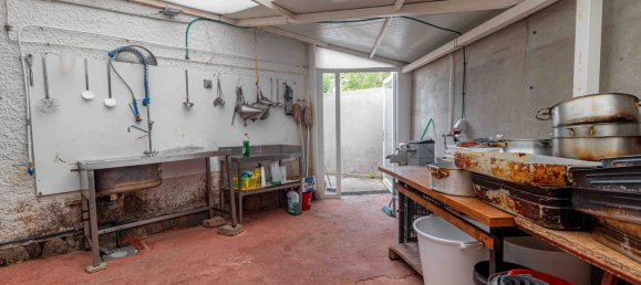 605m² Commercial property in Moralzarzal, Spain No. 78500 39