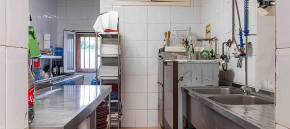 605m² Commercial property in Moralzarzal, Spain No. 78500 34