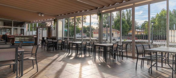 605m² Commercial property in Moralzarzal, Spain No. 78500 16