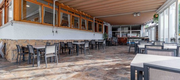 605m² Commercial property in Moralzarzal, Spain No. 78500 14