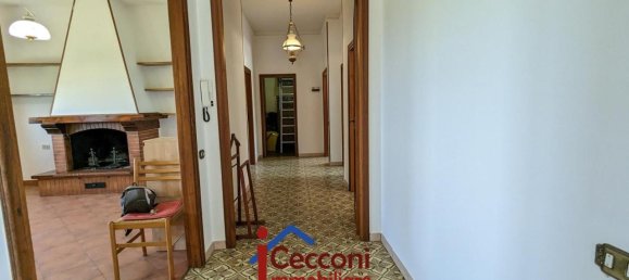 6 rooms Apartment in Cerreto Guidi, Italy No. 123220 5