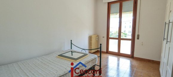 6 rooms Apartment in Cerreto Guidi, Italy No. 123220 11