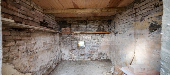 Garage à San Pietro in Casale, Italy No. 27029 11