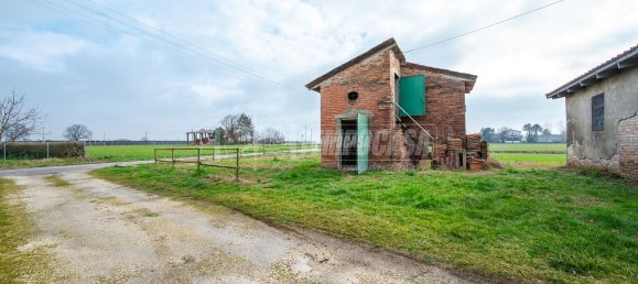 Garage à San Pietro in Casale, Italy No. 27029 8
