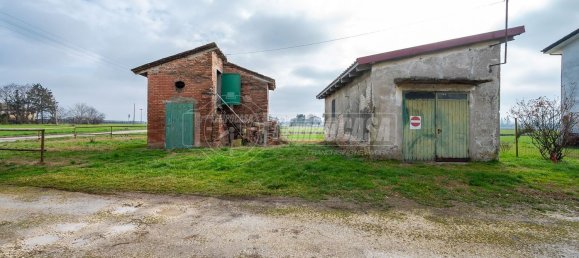 Garage à San Pietro in Casale, Italy No. 27029 22