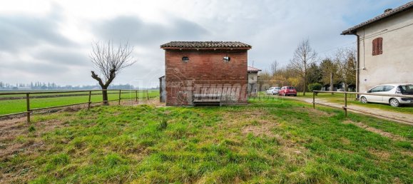 Garage à San Pietro in Casale, Italy No. 27029 9