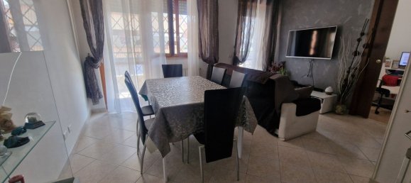 4 Schlafzimmer Wohnung in Rome, Italy, Nr. 321593 2