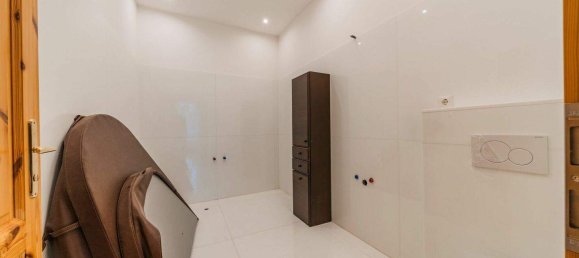 12-Zimmer Villa in Währing, Austria, Nr. 243292 9