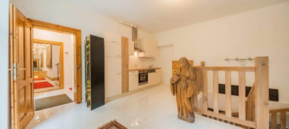 12-Zimmer Villa in Währing, Austria, Nr. 243292 11