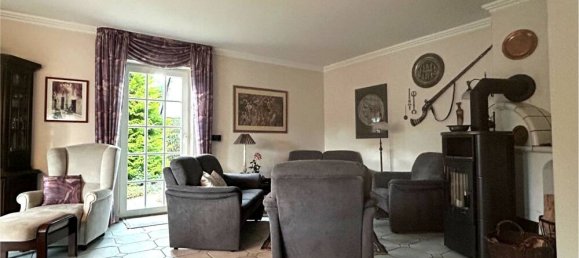 6 rooms Townhouse in Oldenburg, Germany No. 368127 2