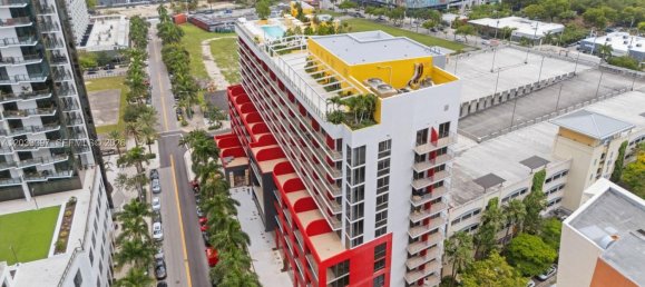 41.25m² Commercial property for rent in Miami, Miami-Dade, Florida, USA № 614962 2