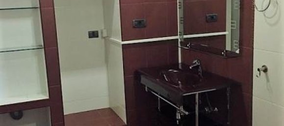 4 Schlafzimmer Wohnung in Nasimi, Azerbaijan, Nr. 560 16