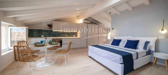 2غرفة بانتهاوس في Brenzone, Italy رقم 206686 16