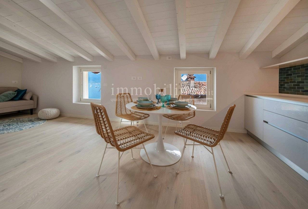 2غرفة بانتهاوس في Brenzone, Italy رقم 206686