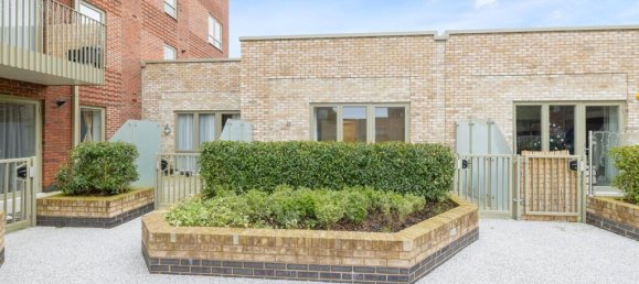 3 bedrooms Townhouse in Watford, United Kingdom No. 6036 5