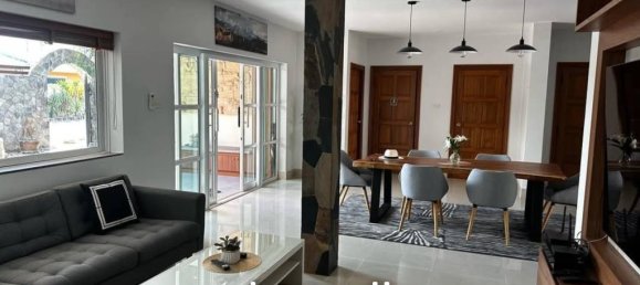 3 bedrooms House in Pattaya, Thailand No. 27083 2