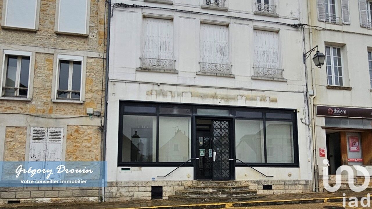  بناية في Puiseaux, France 179متر مربع رقم 279882