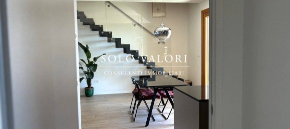 4 Schlafzimmer Penthouse in Castelfranco Veneto, Italy, Nr. 75703 9
