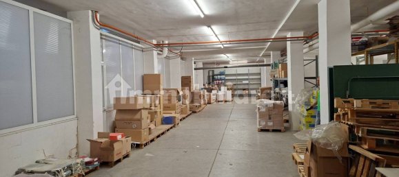 350m² Garage in Bari, Italy No. 355536 9