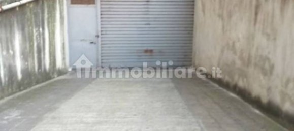 350m² Garage in Bari, Italy No. 355536 3