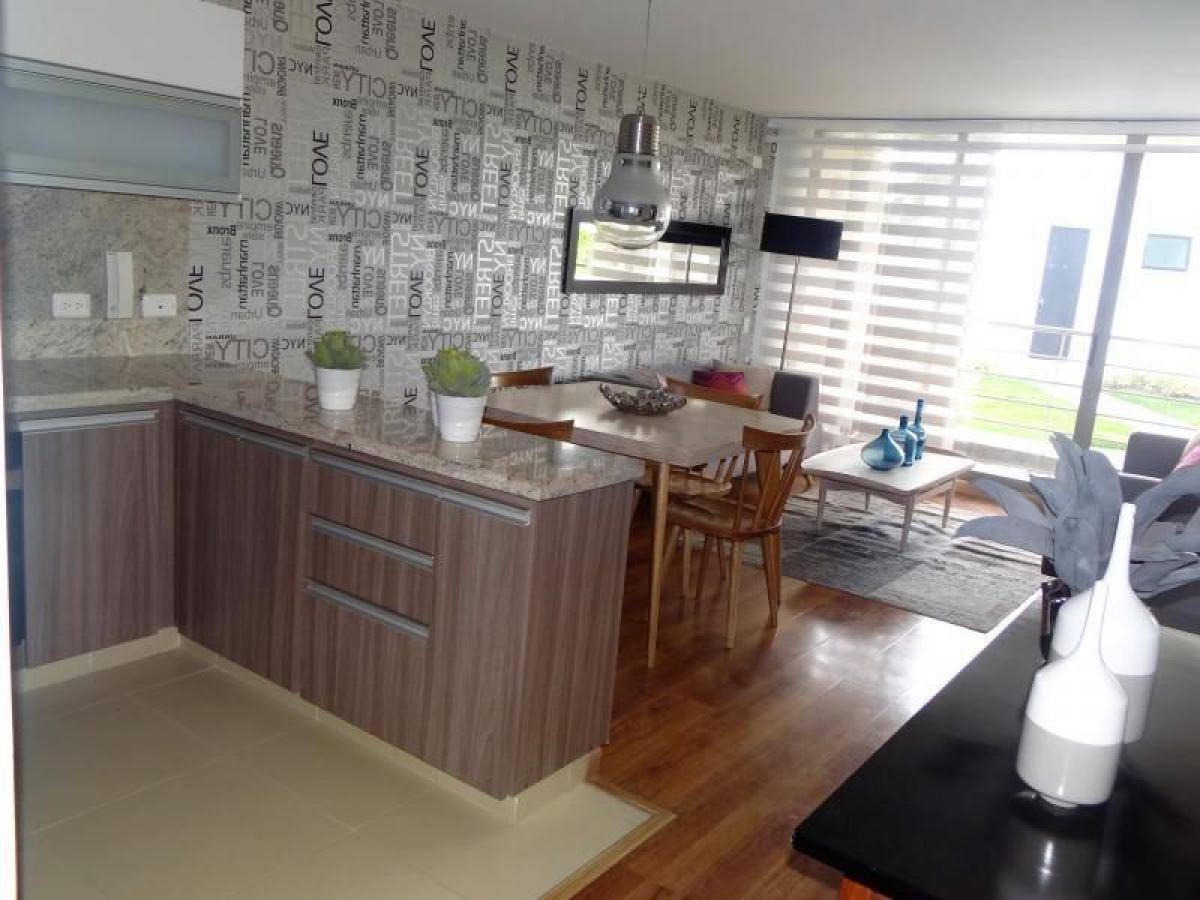 3 bedrooms House in Cundinamarca, Colombia No. 4758