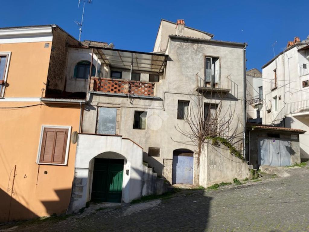 3 bedrooms Apartment in Venafro, Italy No. 108076