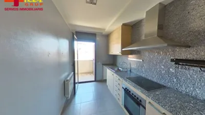3 bedrooms Apartment in Lleida, Spain No. 144319