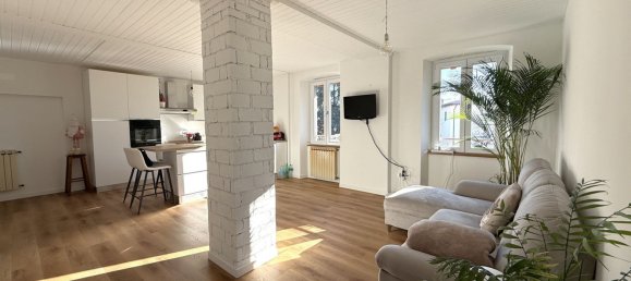 3-salle Appartement à Stezzano, Italy No. 3414 4