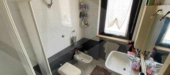 Apartamento de 3 divisões em Bari, Italy N.º 17307 9