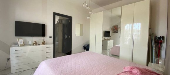 Apartamento de 3 divisões em Bari, Italy N.º 17307 8