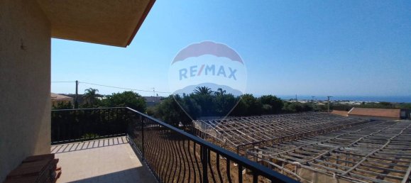 3 Schlafzimmer Villa in Scicli, Italy, Nr. 319018 19