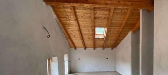 Casa de 5 habitaciónes en Besano, Italy No. 257683 27