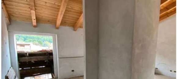 Casa de 5 habitaciónes en Besano, Italy No. 257683 25