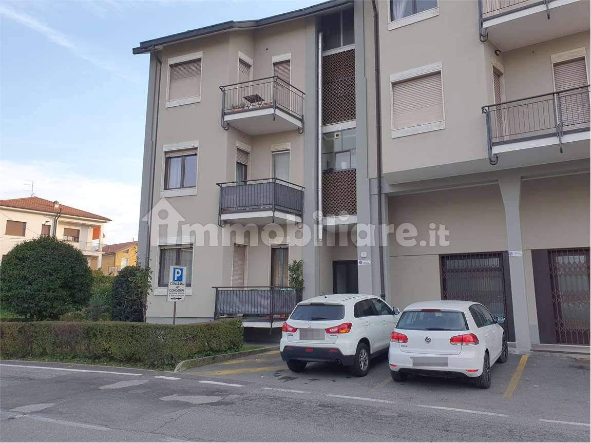 Apartamento T2 em Como, Italy N.º 136095