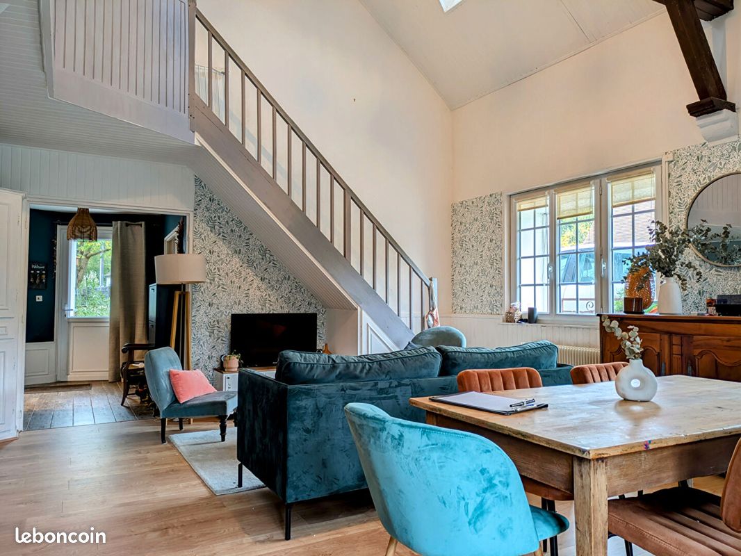 4 bedrooms House in Veretz, France No. 154437