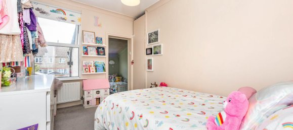 3 bedrooms Commercial property in Dartford, United Kingdom No. 10826 2