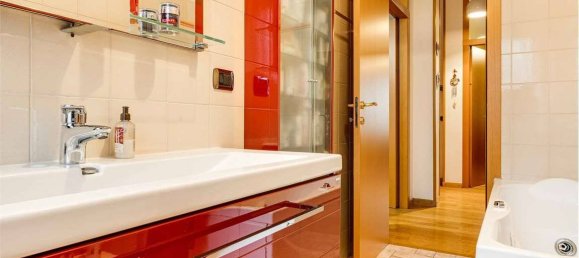 3 bedrooms Apartment in Garbagnate Milanese, Italy No. 268554 15