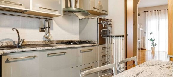 3 bedrooms Apartment in Garbagnate Milanese, Italy No. 268554 8