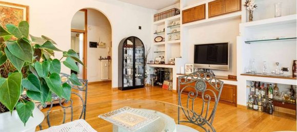 3 bedrooms Apartment in Garbagnate Milanese, Italy No. 268554 5