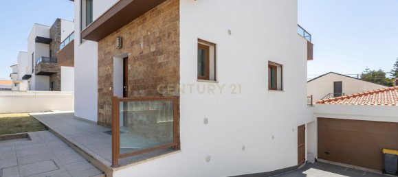 3 Schlafzimmer Haus in Corroios, Portugal, Nr. 138563 9