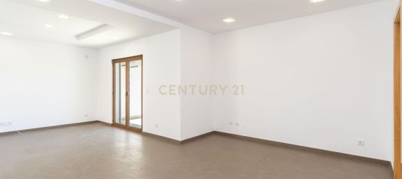 3 Schlafzimmer Haus in Corroios, Portugal, Nr. 138563 47