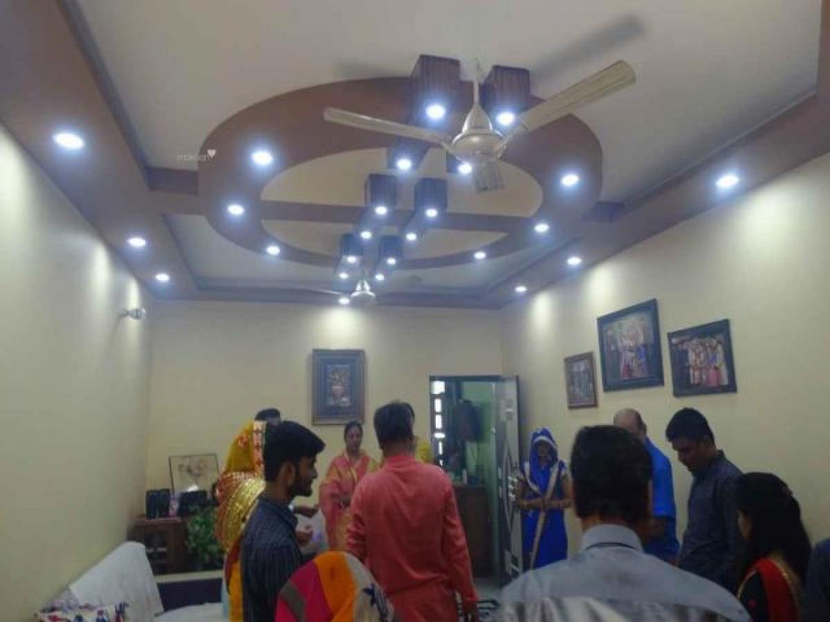 3 bedrooms House in Ghaziabad, India No. 18175