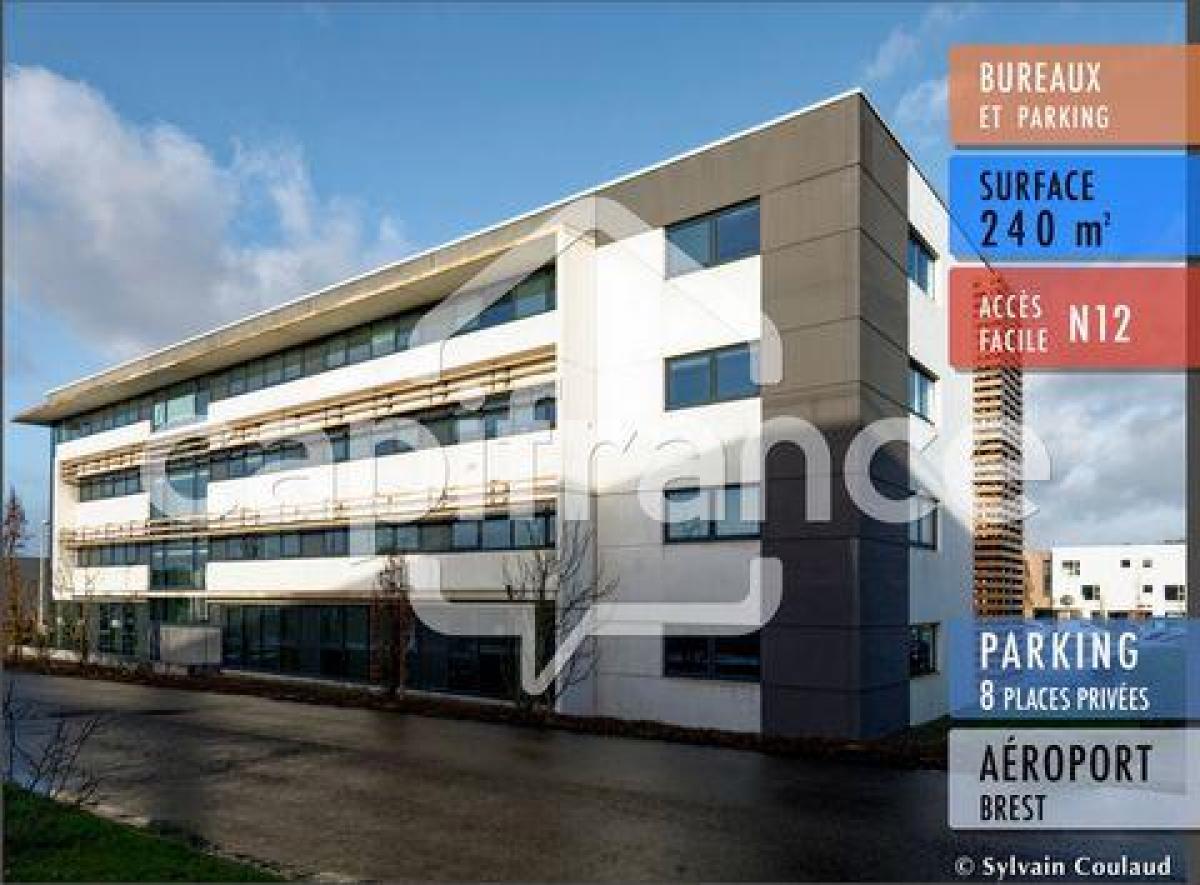Oficina en Guipavas, France 240 m² No. 17465