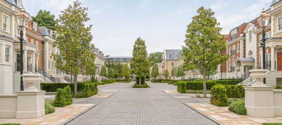 5 bedrooms House in Egham, United Kingdom No. 13172 2