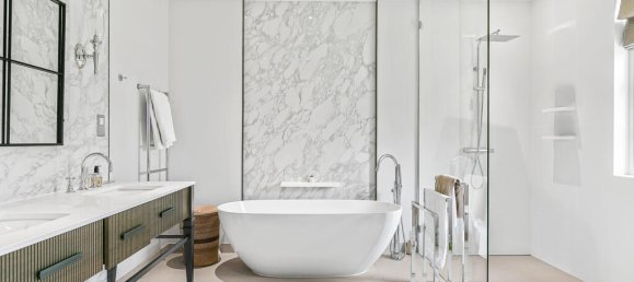 5 bedrooms House in Egham, United Kingdom No. 13172 15