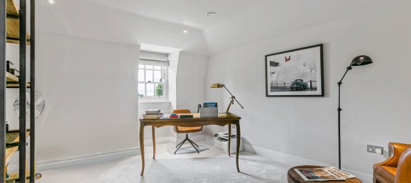 5 bedrooms House in Egham, United Kingdom No. 13172 17