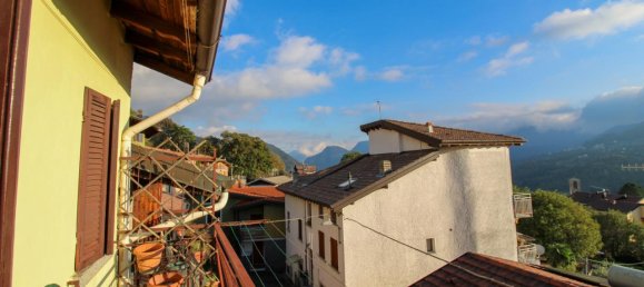 4 rooms House in Centro Valle Intelvi, Italy No. 158230 16